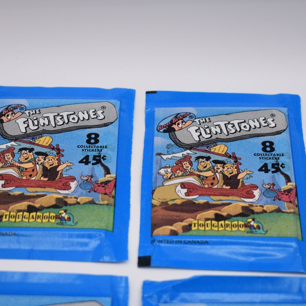 8x The Flintstones 8 Collectable Stickers Pack Tougaroo Vintage English/French - Picture 4 of 10